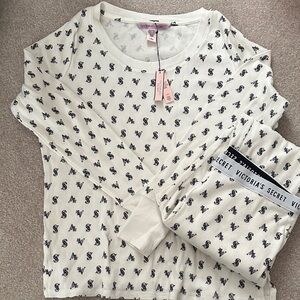 Matching VS pajama set